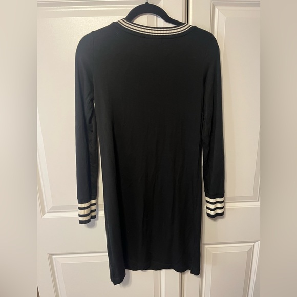 Black Long Sleeve women's sweater Dress with White Accents XS - Picture 2 of 8